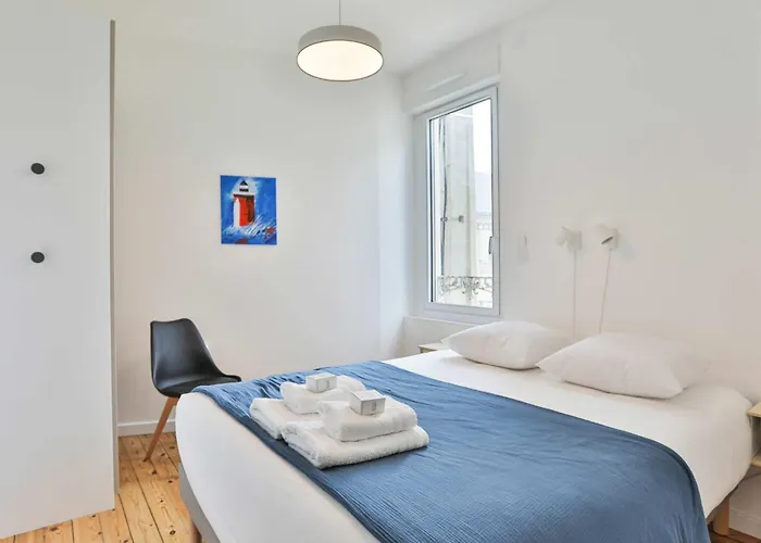 度假居 Au Pied De La 莱萨布勒-多洛讷